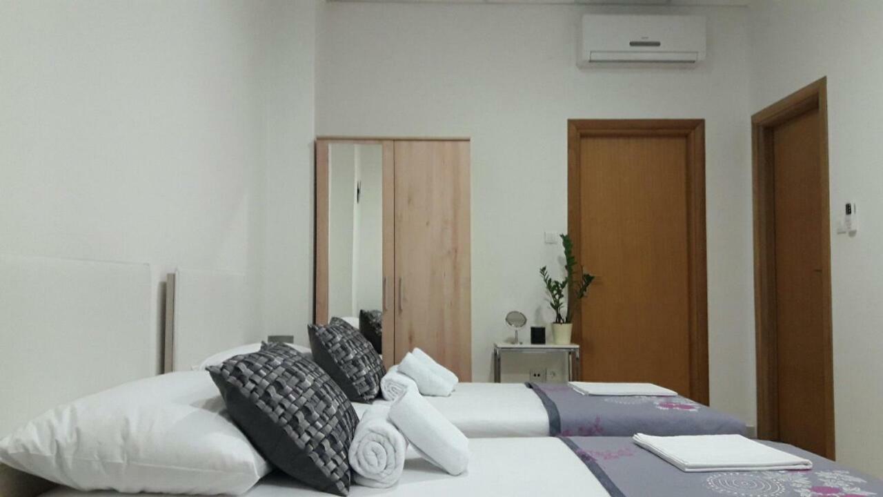 Apartment Smodlaka Dugopolje Dış mekan fotoğraf