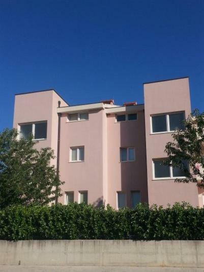 Apartment Smodlaka Dugopolje Dış mekan fotoğraf
